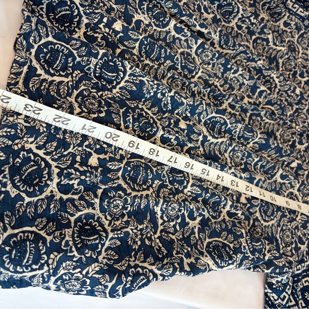 Lucky Brand Blue and White Patterned Blouse - Picture 7 of 8